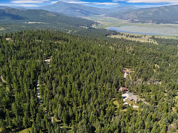 3rd image of 332 Racheals Meadow Ln