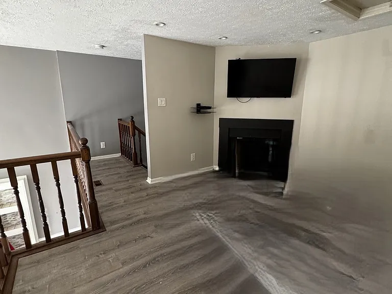2711 Greenwood Dr — Photo 16