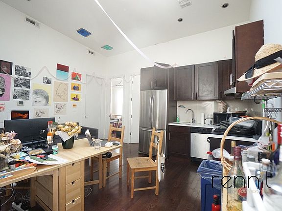 3rd image of 318 Troutman St APT 3