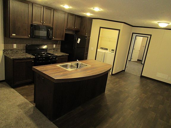 2nd image of 4116 Hickory Knoll Dr