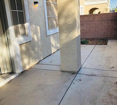 4th image of 9141 Hampstead Ave