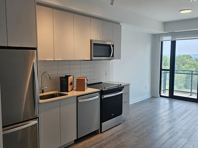 750 Whitlock Ave #503 — Photo 5