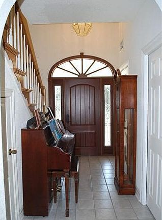 2nd image of 2700 Hickory