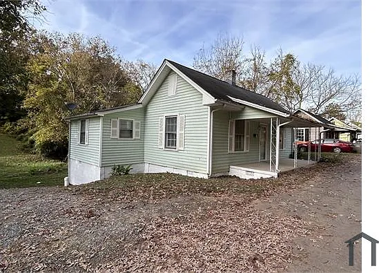 807 Adams Ct — Photo 19