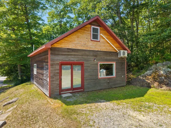 30 Nicholson Avenue, Bucksport, ME 04416