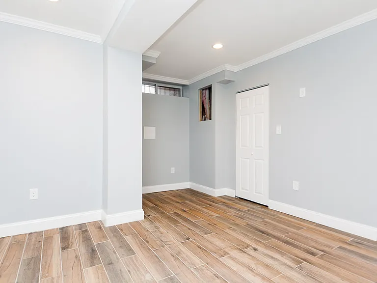 1944 3rd St NW — Photo 14