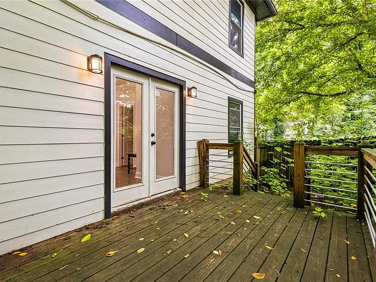 1141 McDaniel St SW — Photo 21