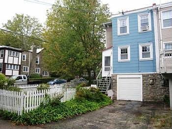 2nd image of 300 E Highland Ave