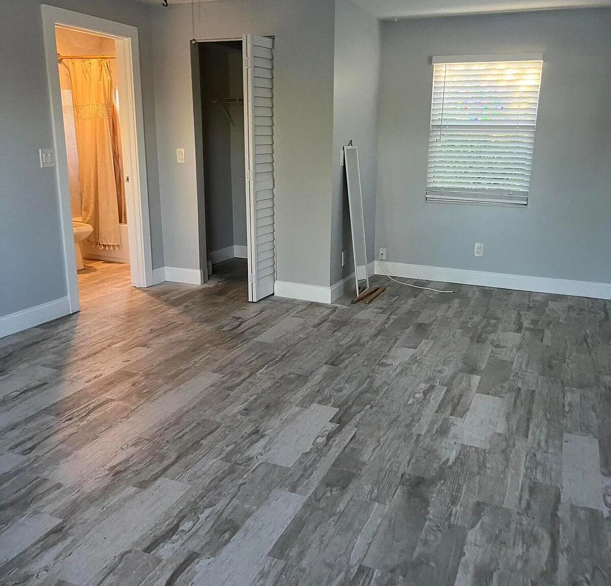 1 bed, 1.0 bath, 560 sqft, $1,650 — Photo 2