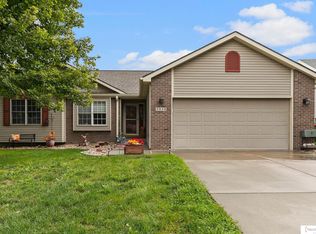 5948 S 81st St, Lincoln, NE 68516