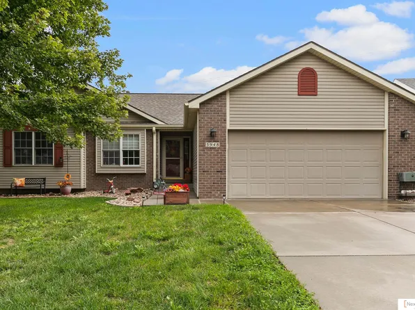 5948 S 81st St, Lincoln, NE 68516