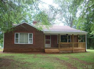 861 Highwayview Rd, Hurt, VA 24563