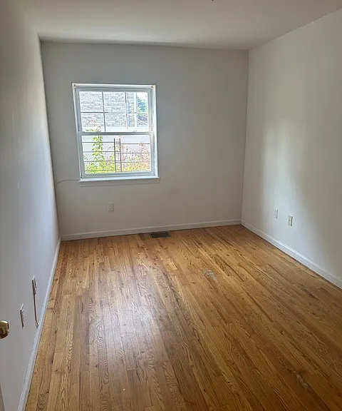 1417 Stanley Ave #1 — Photo 2