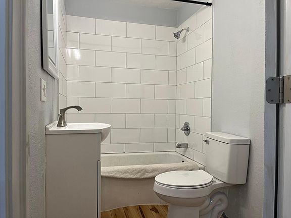 3rd image of 2208 N Janney Ave