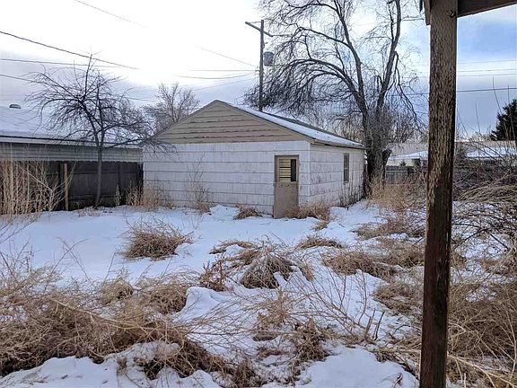 3rd image of 800 S 11th St