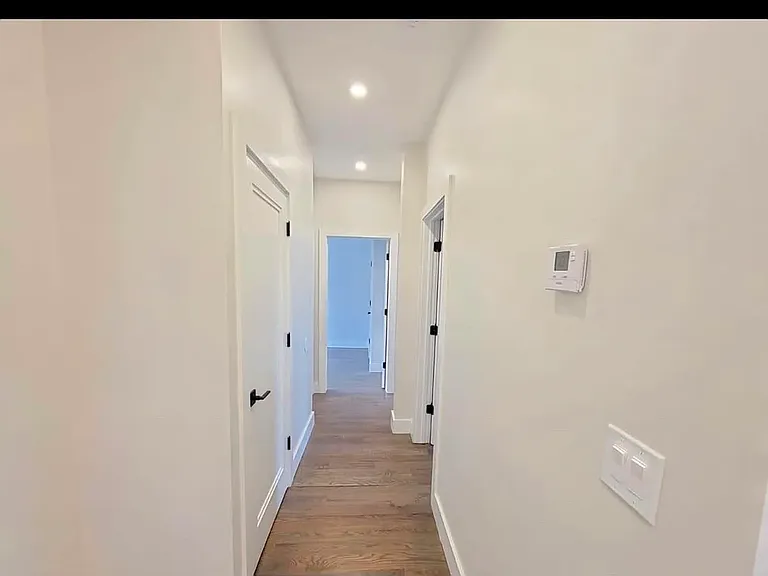 535 Hawthorne Ave #203 — Photo 6