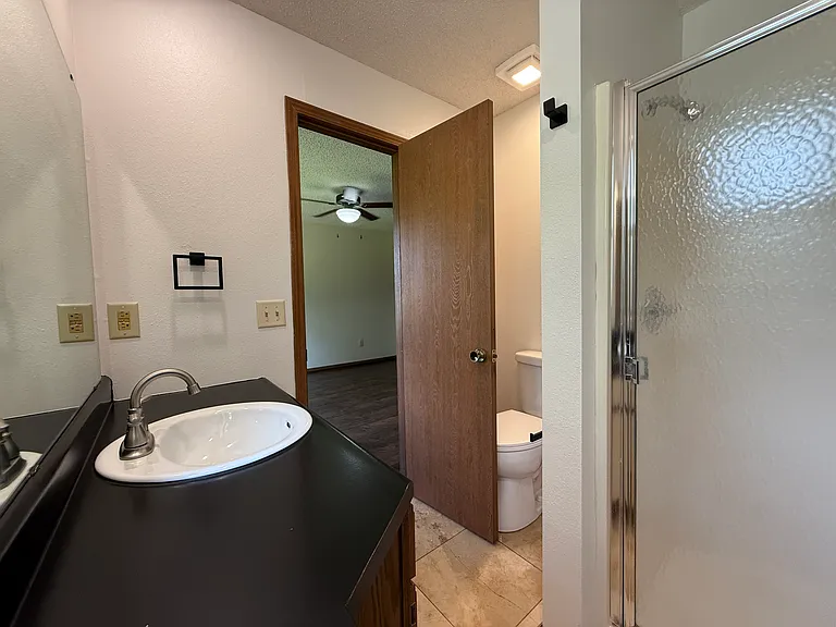 222 E Edgewood St — Photo 13