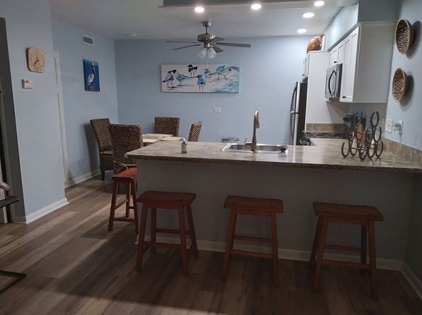 22 Tulip Ln APT 322