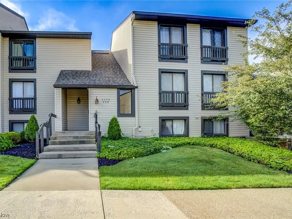6250 Greenwood Pkwy APT 203, Northfield, OH 44067