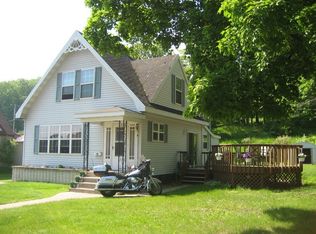 1064 Main St, Niagara, WI 54151