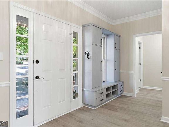 3rd image of 226 Riverview Trl #53