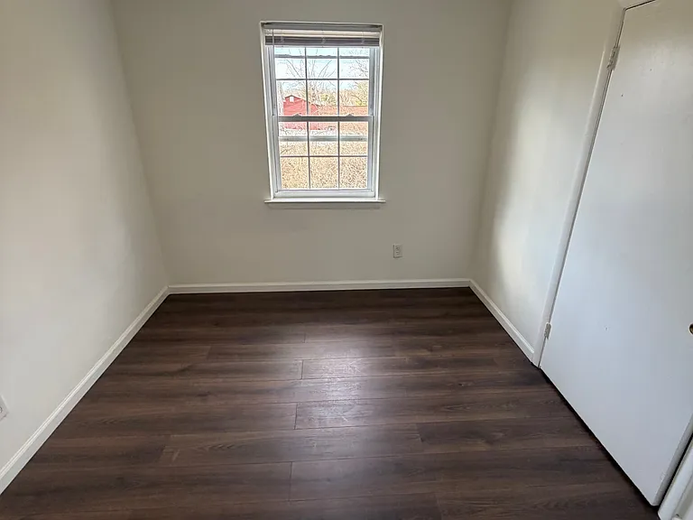 227 Whiteland Ave — Photo 15