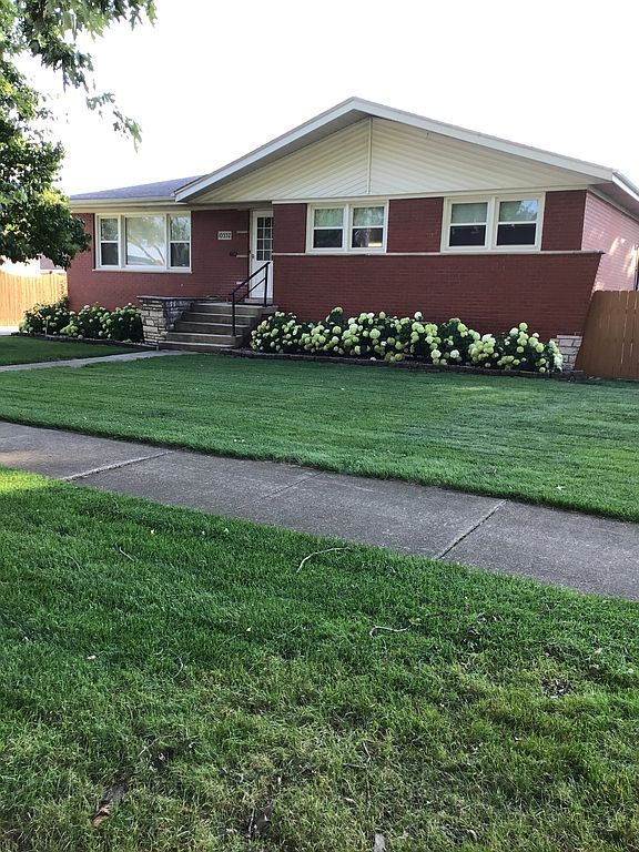 10332 S 81st Ave - Property Image