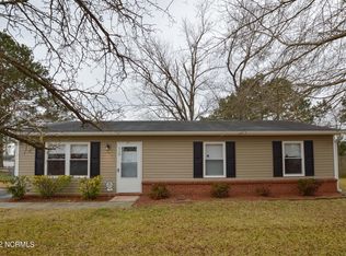 110 Pecan Ln, Jacksonville, NC 28546