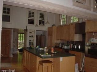 26 Blossom St, Lexington, MA 02421