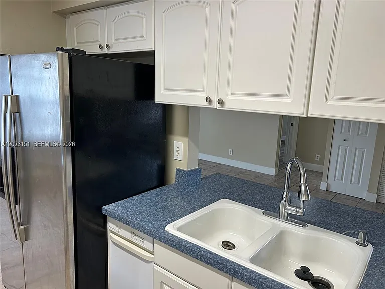 301 SW 86th Ave #102 — Photo 11