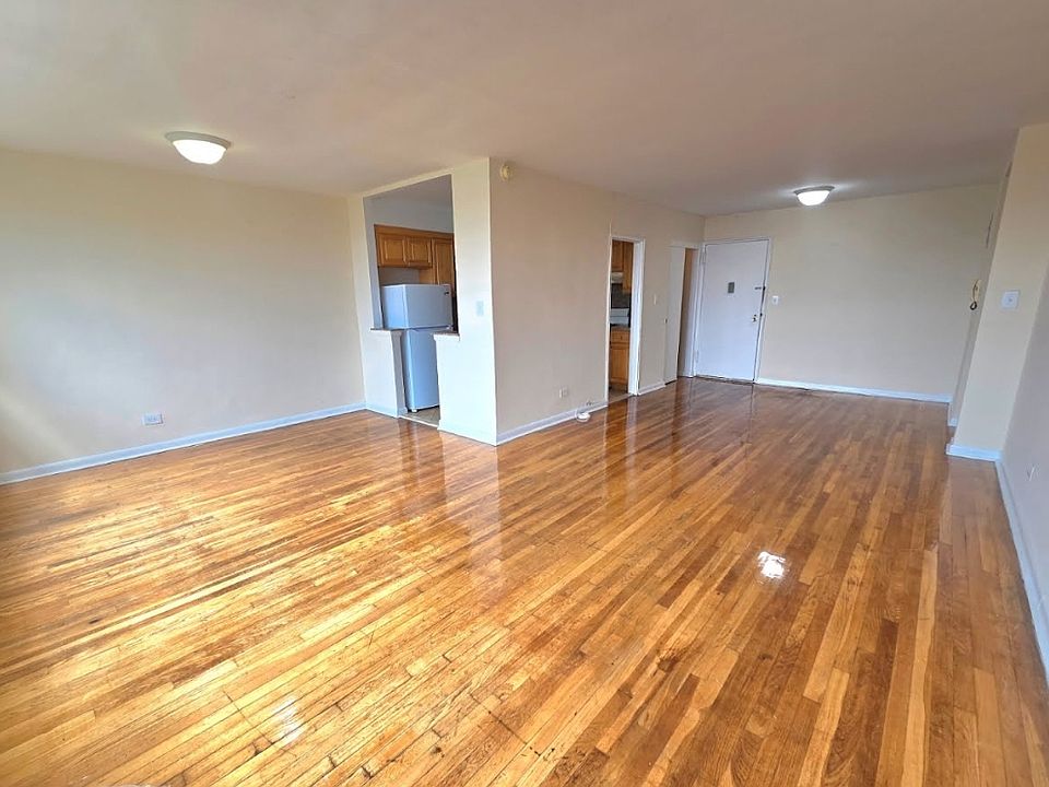 1st image of 16218 86th Ave #2