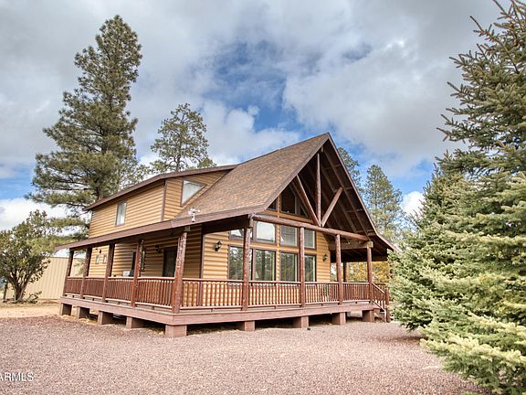 3rd image of 2010 CHRISTMAS PINE Road