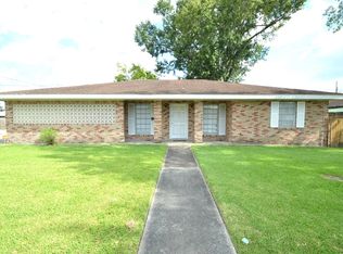 424 Walker Dr, Houma, LA 70364