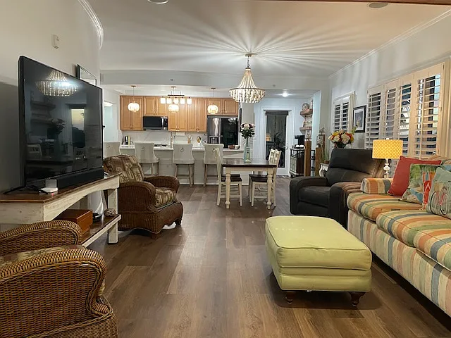 3 bed, 1850 sqft, $5,500 — Photo 3