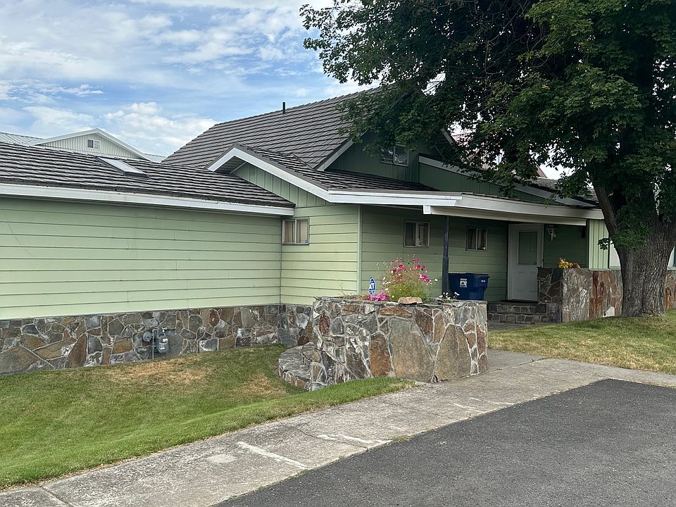1st image of 4225 E Joseph Ave