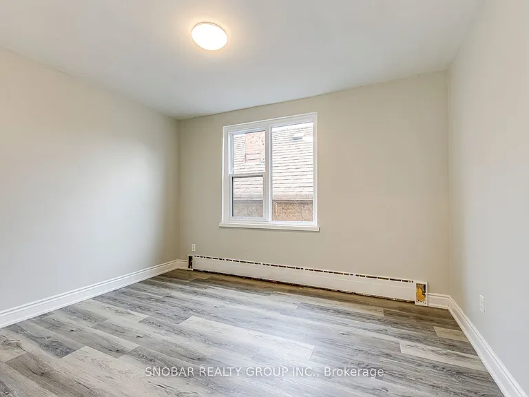 17 Station Rd #11 — Photo 11