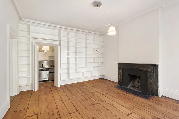 Rented by SP Realty | media 10