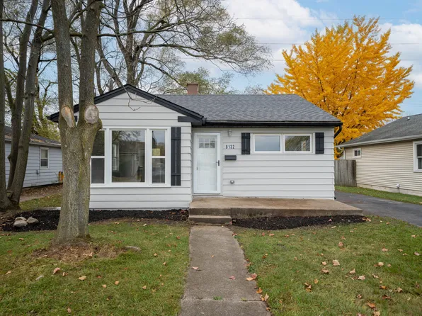 8132 Gordon Dr, Highland, IN 46322