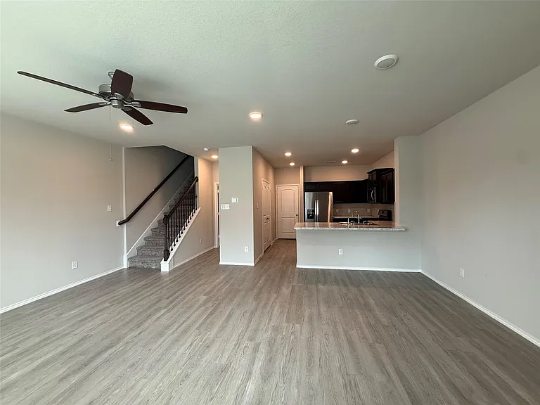 15850 Perthshire Creek Dr — Photo 4