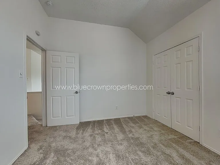 1409 Post Oak Dr — Photo 12