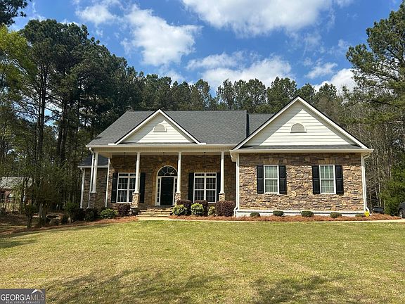 2nd image of 160 Walnut Ridge Way