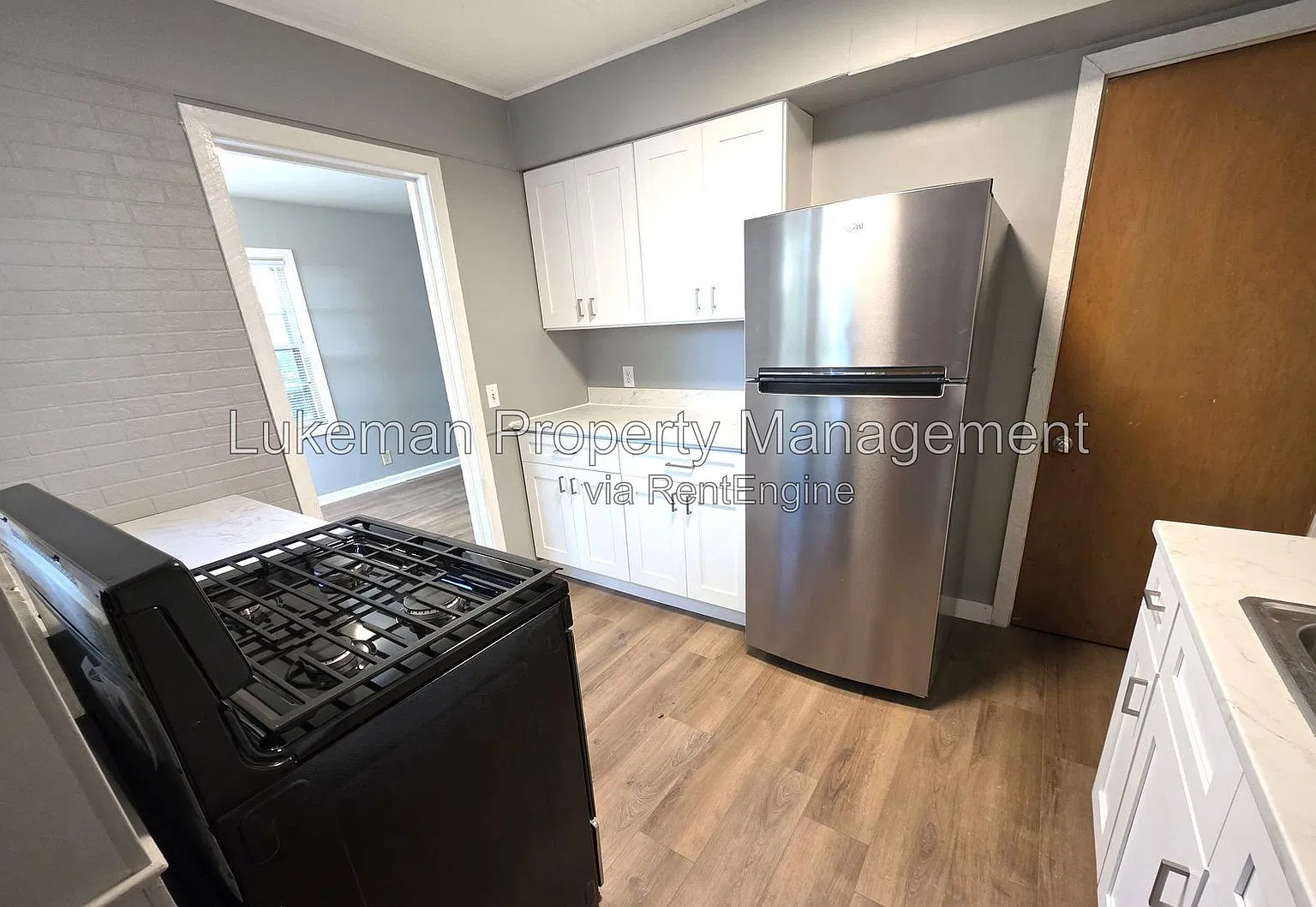 2 bed, 1.5 bath, 1050 sqft, $1,050 — Photo 2