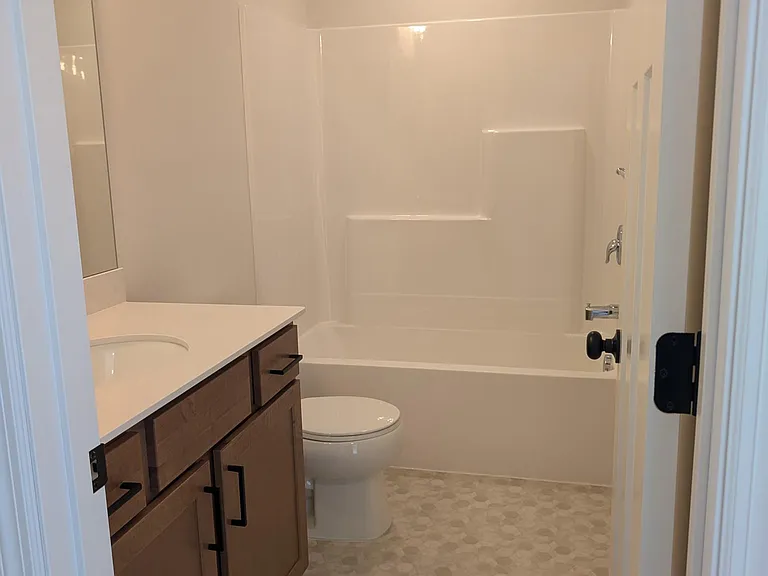 13621 Busch Ln — Photo 24