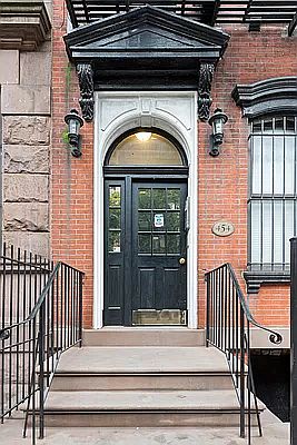 5th image of 454 W 50th St APT 3F