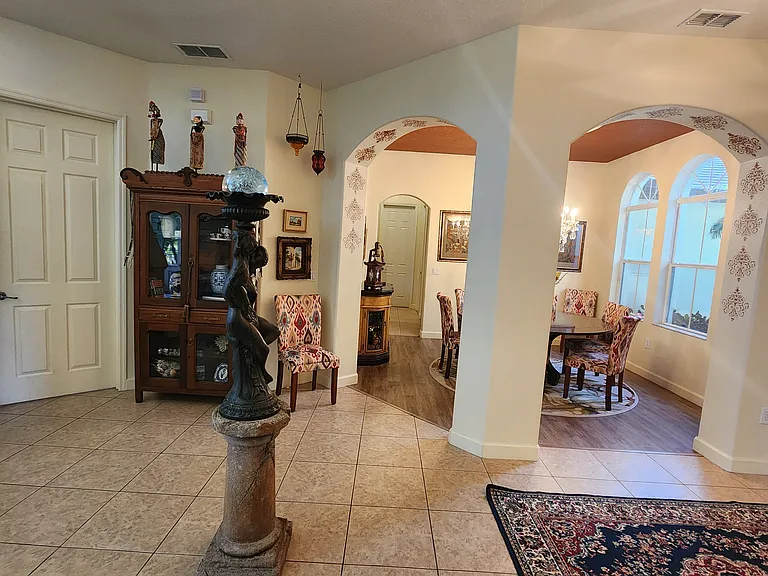 Entry way