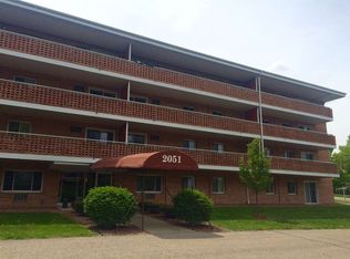 2051 Allen Blvd APT 203, Middleton, WI 53562
