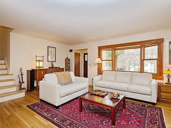 Bay window brings sunlight into the Living Room