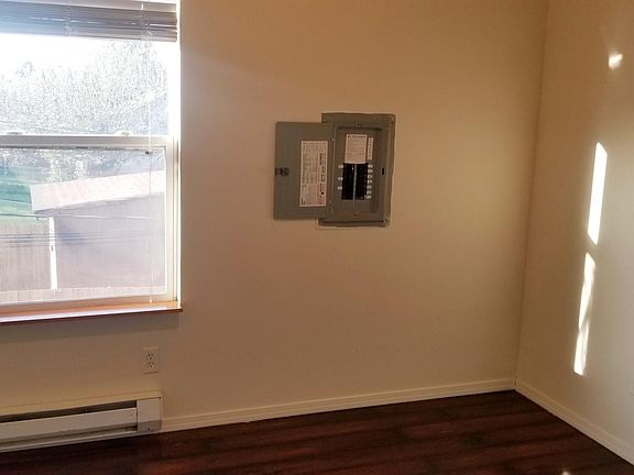 5th image of 5044 Yakima Ave #809