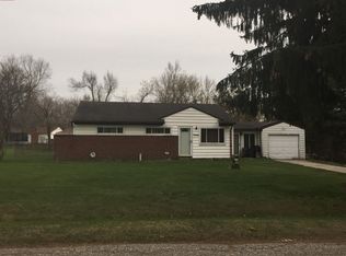 6207 Delhi St, Clarkston, MI 48348