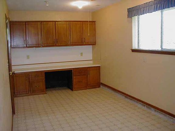 4th image of 4624 Sandy Oak Cir